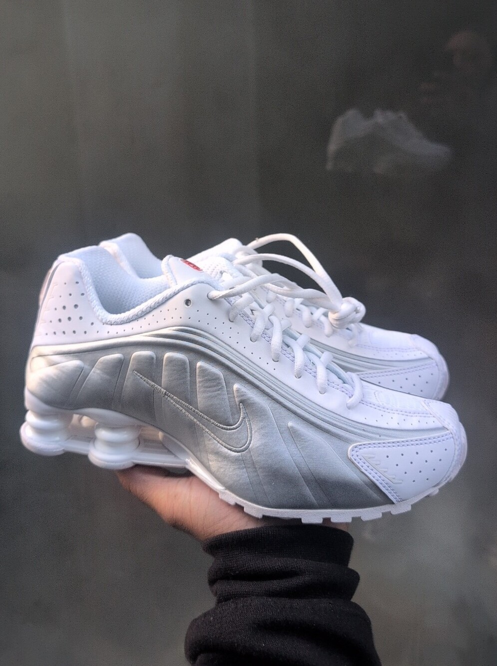 Nike Shox R4 White Metallic Silver (Women's) - AR3565-101 Size 6.5 NWOB